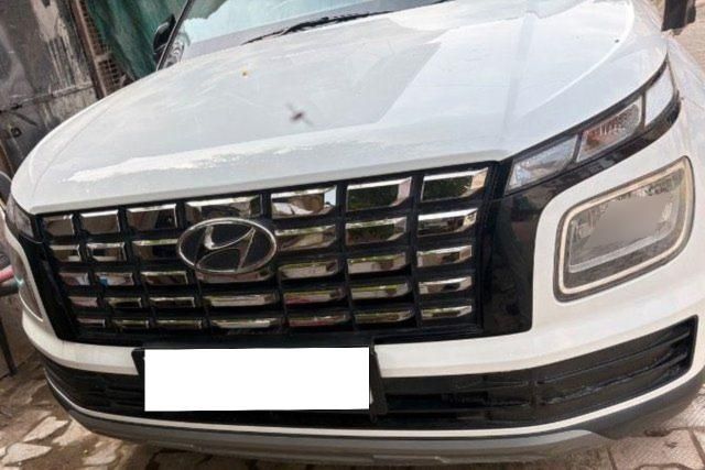 Hyundai Venue S Second-hand 2025 Hyundai Venue S for sale in Gurgaon