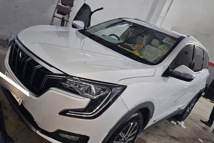 2023 Mahindra XUV700 एएक्स7 7Str