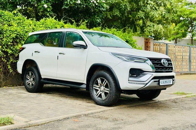 Second-hand 2023 Toyota Fortuner 4X2 Diesel AT for sale in Ahmedabad