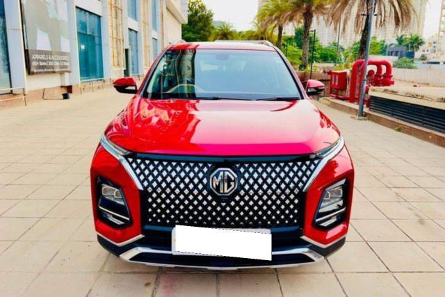 MG Hector Plus Sharp Diesel MT Second-hand 2023 MG Hector Plus Sharp Diesel MT for sale in Bangalore