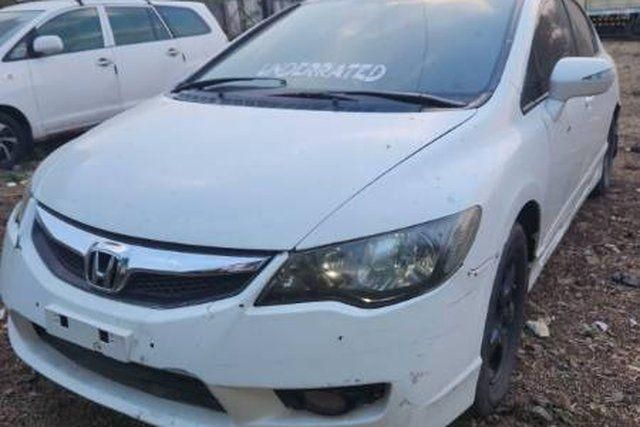 Honda Civic 1.8 V MT Second-hand 2010 Honda Civic 1.8 V MT for sale in Yavatmal