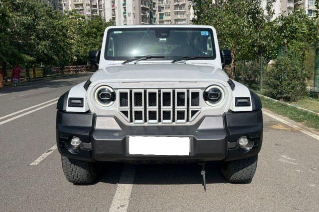 Second-hand 2025 Mahindra Thar ROXX AX7L RWD AT for sale in Noida