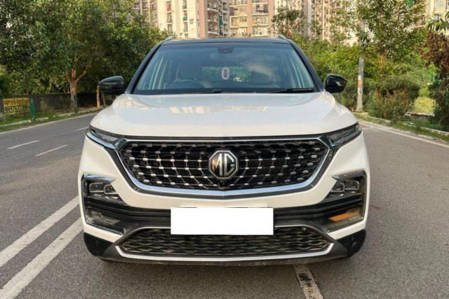 Second-hand 2022 MG Hector Sharp DCT for sale in Noida