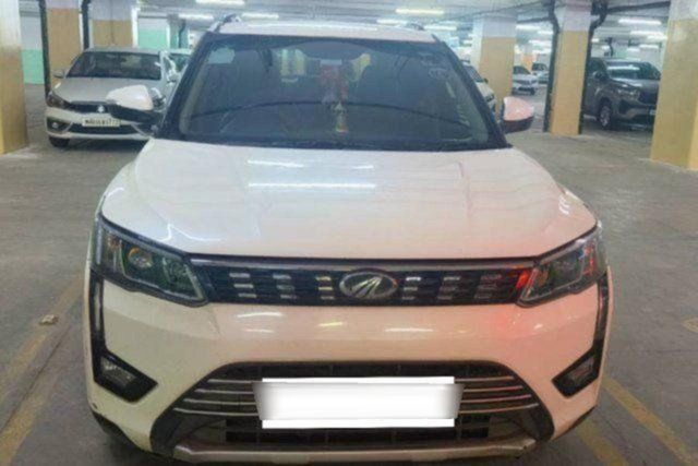 Mahindra XUV300 W8 BSVI Second-hand 2021 Mahindra XUV300 W8 BSVI for sale in Mumbai
