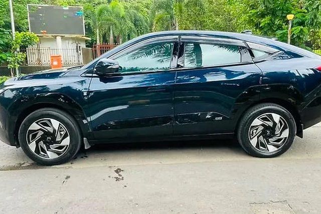 Second-hand 2025 Mahindra XEV 9e Pack Three 11.2kw Charger for sale in Mumbai