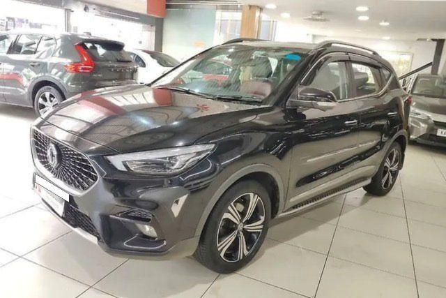 Second-hand 2022 MG Astor Savvy CVT BSVI for sale in Bangalore