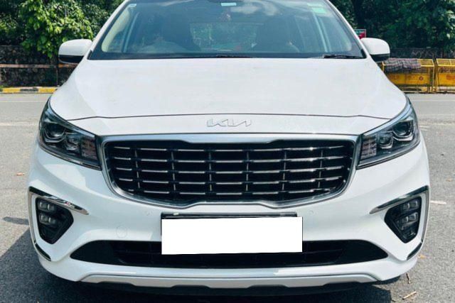 Kia Carnival Prestige Second-hand 2022 Kia Carnival Prestige for sale in New Delhi
