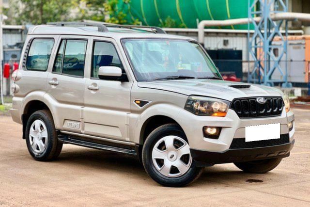 Mahindra Scorpio 1.99 S6 Plus Second-hand 2014 Mahindra Scorpio 1.99 S6 Plus for sale in Nashik