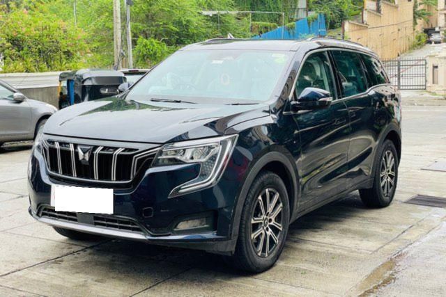 Second-hand 2023 Mahindra XUV700 AX7 AT BSVI for sale in Mumbai
