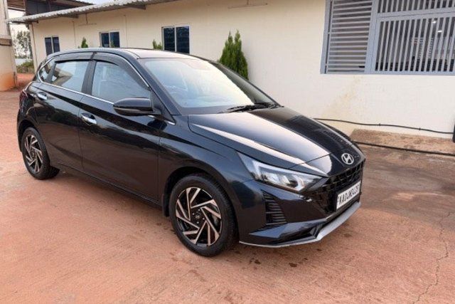 Hyundai i20 Asta Second-hand 2024 Hyundai i20 Asta for sale in Bangalore