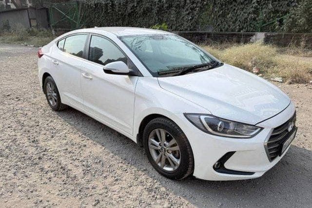 Hyundai Elantra 2.0 SX AT Second-hand 2017 Hyundai Elantra 2.0 SX AT for sale in Thane