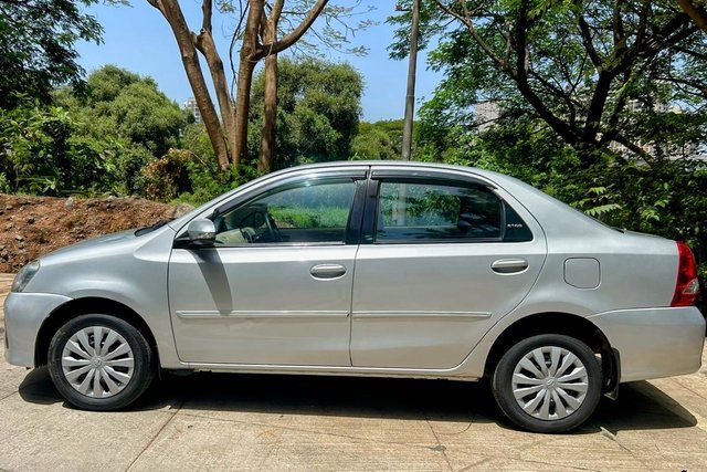 Toyota Etios 1.5 V Second-hand 2017 Toyota Etios 1.5 V for sale in Mumbai