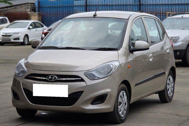 Hyundai i10 Magna 1.1L Second-hand 2012 Hyundai i10 Magna 1.1L for sale in Mira Road