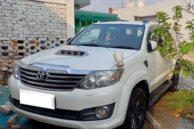 Second-hand 2014 Toyota Fortuner 4x2 Manual for sale in Jagadhri