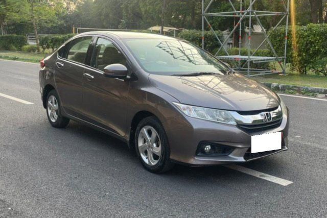 Honda City i VTEC V Second-hand 2016 Honda City i VTEC V for sale in New Delhi