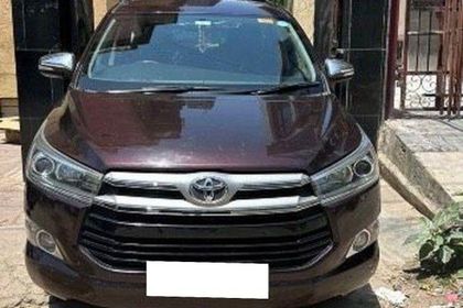 Used 2.5 ZX Diesel 7 Seater