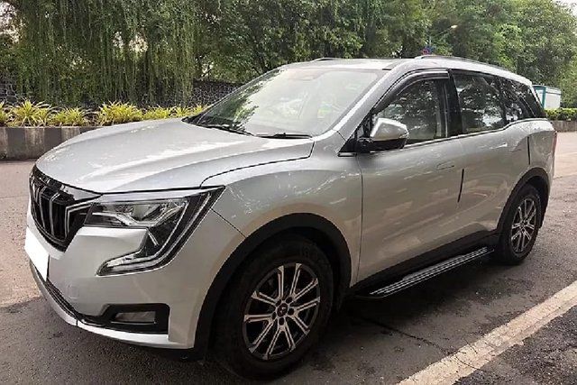 Mahindra XUV700 AX7L 7Str Diesel AT Second-hand 2023 Mahindra XUV700 AX7L 7Str Diesel AT for sale in Mumbai