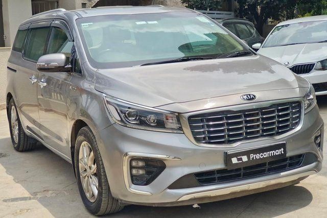 Kia Carnival Limousine Second-hand 2020 Kia Carnival Limousine for sale in Bangalore