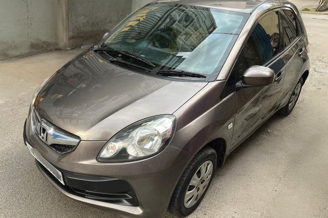 Second-hand 2013 Honda Brio S MT for sale in Chennai