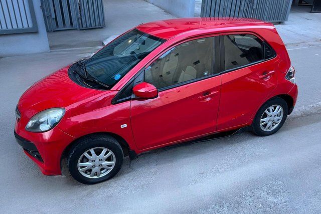 Honda Brio V MT Second-hand 2013 Honda Brio V MT for sale in Chennai