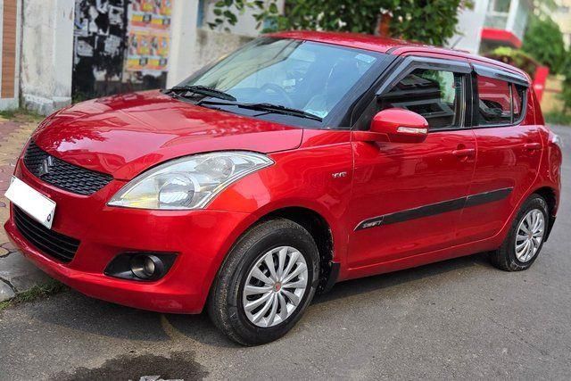 Second-hand 2013 Maruti Suzuki Swift VXI for sale in Kolkata