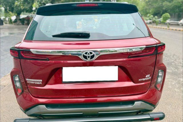 Second-hand 2023 Toyota Hyryder G HYBRID for sale in New Delhi