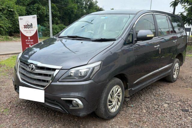 Toyota Innova 2.5 G (Diesel) 7 Seater BS IV Second-hand 2013 Toyota Innova 2.5 G (Diesel) 7 Seater BS IV for sale in Aurangabad