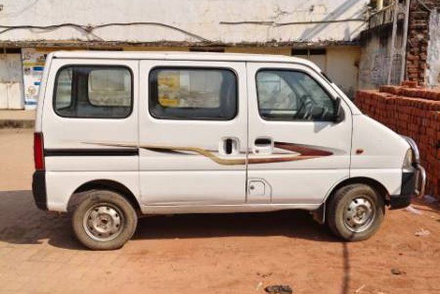 Maruti Suzuki Eeco 5 Seater AC BSIV Second-hand 2012 Maruti Suzuki Eeco 5 Seater AC BSIV for sale in Gandhinagar