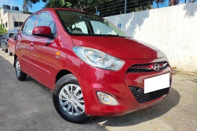 Hyundai i10 Sportz Second-hand 2014 Hyundai i10 Sportz for sale in Kolkata