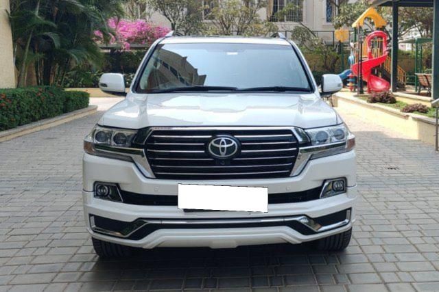 Second-hand 2014 Toyota Land Cruiser 200 VX for sale in Bangalore