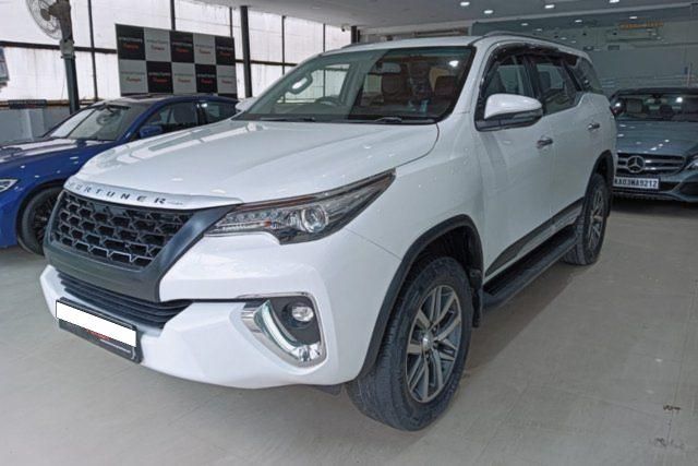 Second-hand 2019 Toyota Fortuner 2.8 4WD AT BSIV for sale in Bangalore