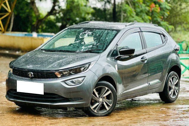 Tata Altroz XZ LUX Diesel Second-hand 2024 Tata Altroz XZ LUX Diesel for sale in Pune