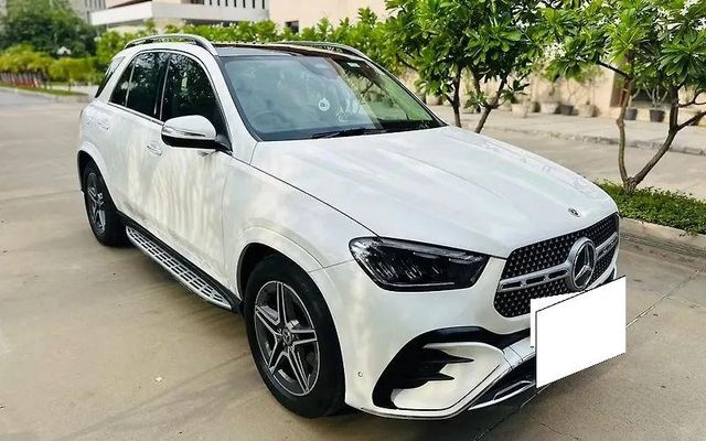 Mercedes-Benz GLE 300d 4Matic Second-hand 2024 Mercedes-Benz GLE 300d 4Matic for sale in Ahmedabad