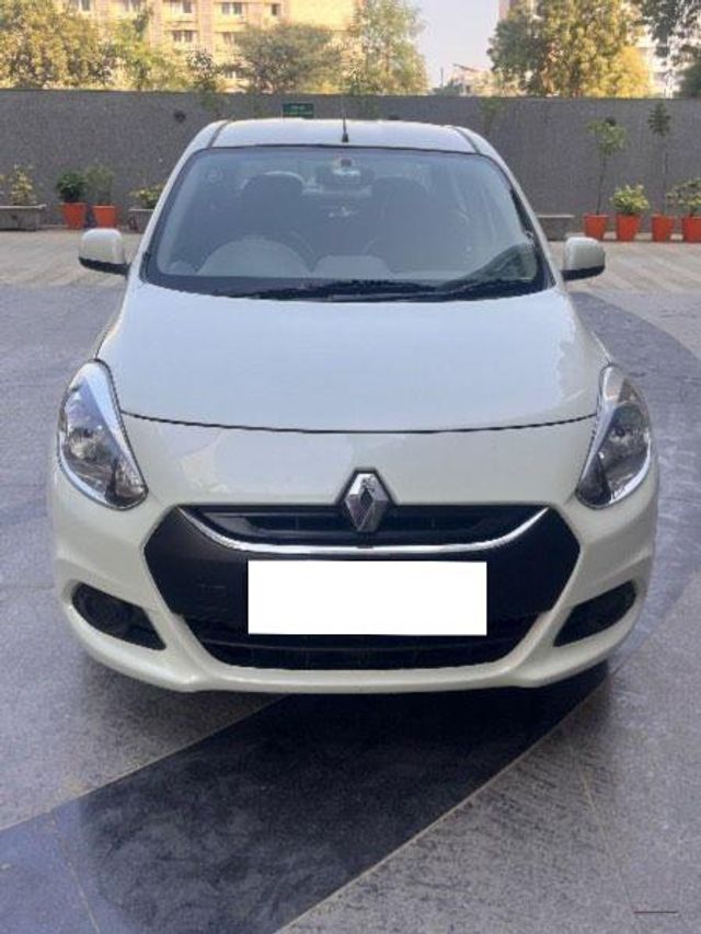 Renault Scala Diesel RxL Second-hand 2013 Renault Scala Diesel RxL for sale in Gandhinagar