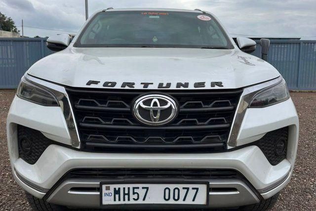 Second-hand 2025 Toyota Fortuner 4X2 Diesel AT for sale in Mumbai