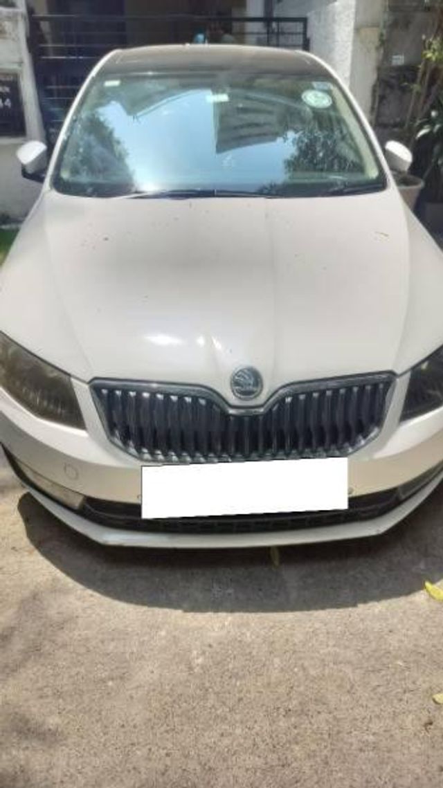 Second-hand 2017 Skoda Octavia Style Plus 1.8 TSI AT for sale in New Delhi