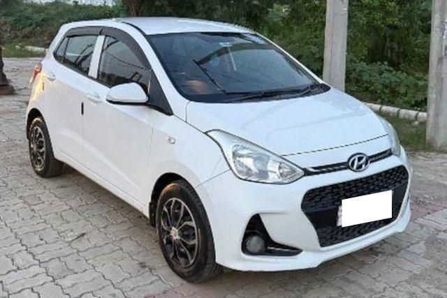 Hyundai Grand i10 Magna Second-hand 2017 Hyundai Grand i10 Magna for sale in Amritsar