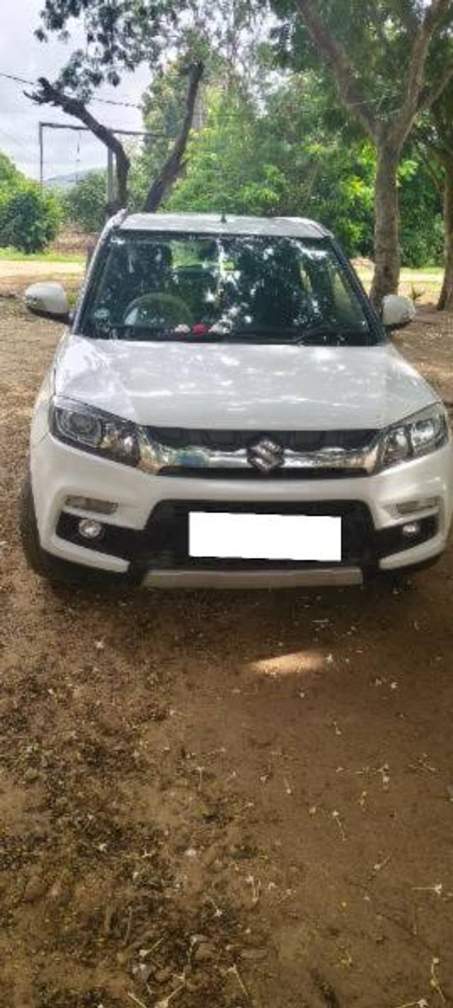 Second-hand 2017 Maruti Suzuki Vitara Brezza ZDi Plus AMT Dual Tone for sale in Chikmagalur