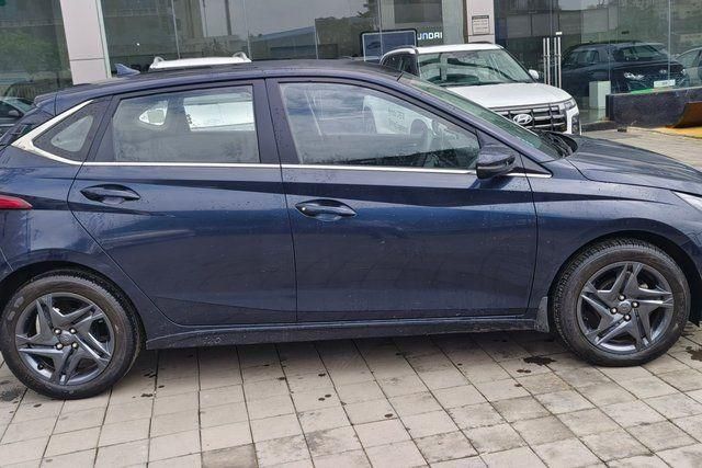 Second-hand 2022 Hyundai i20 Sportz IVT BSVI for sale in Thane