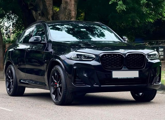 BMW X4 xDrive30i M Sport Black Shadow edition Second-hand 2022 BMW X4 xDrive30i M Sport Black Shadow edition for sale in Chandigarh