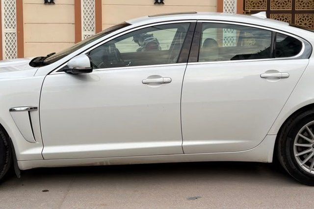 Jaguar XF 2.2 Litre Luxury Second-hand 2013 Jaguar XF 2.2 Litre Luxury for sale in Hyderabad