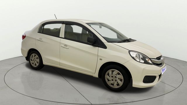 Honda Amaze E i-VTEC Second-hand 2017 Honda Amaze E i-VTEC for sale in Ahmedabad
