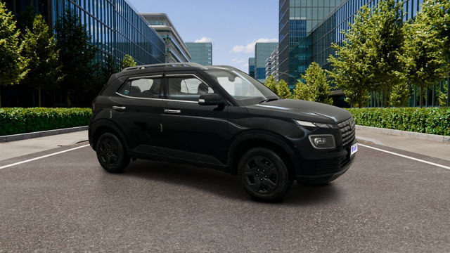 Hyundai Venue SX Second-hand 2024 Hyundai Venue SX for sale in Pune
