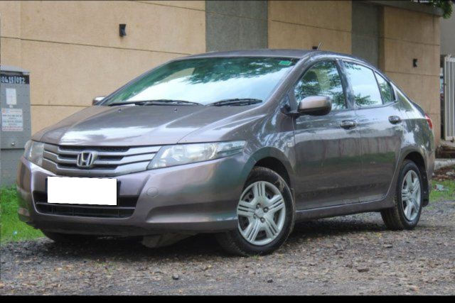Second-hand 2011 Honda City E for sale in Ahmedabad