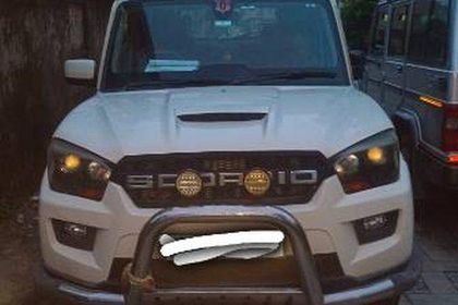 Used S10 8 Seater