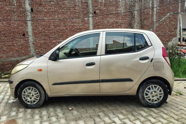 Hyundai i10 Era 1.1 Second-hand 2008 Hyundai i10 Era 1.1 for sale in Moradabad