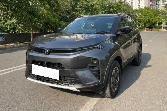 Second-hand 2024 Tata Nexon Creative Plus AMT for sale in Noida