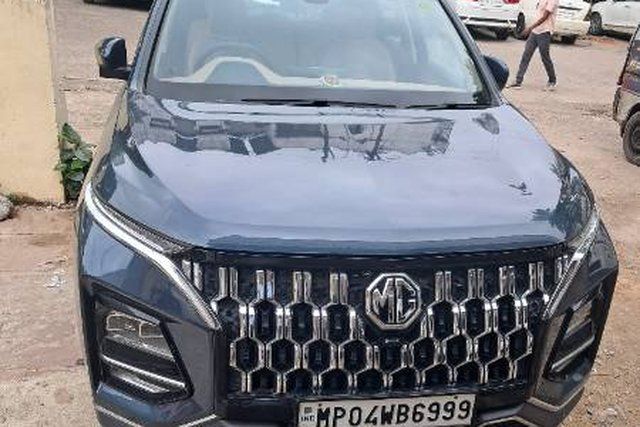 MG Hector Plus Sharp Pro Second-hand 2026 MG Hector Plus Sharp Pro for sale in Bhopal