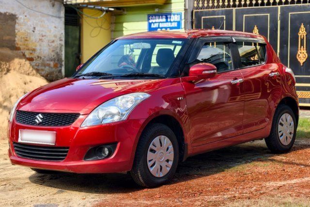Second-hand 2014 Maruti Suzuki Swift VVT VXI for sale in Kolkata