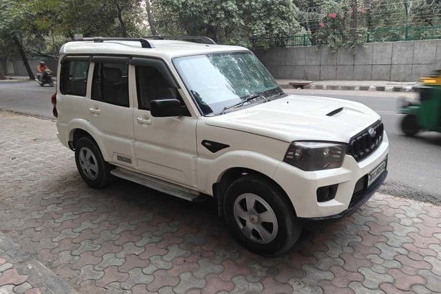 Mahindra Scorpio S5 BSIV Second-hand 2018 Mahindra Scorpio S5 BSIV for sale in New Delhi